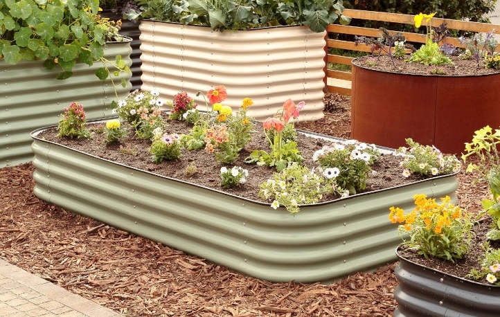 How To Fill A Short Raised Garden Bed
